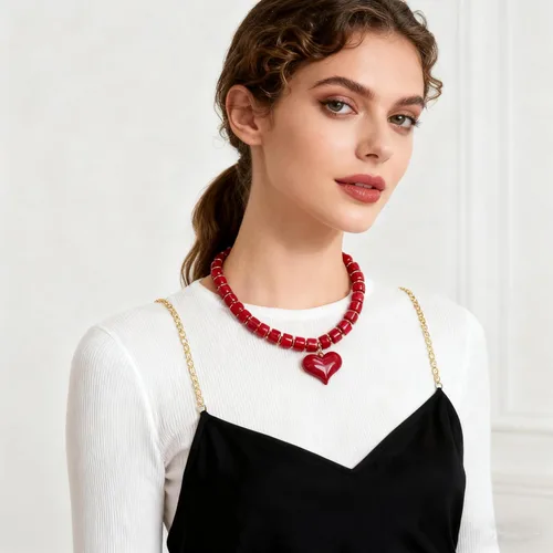 Vista 4 de YUJIE - Collar de corazón grueso para mujer, collar de corazón exagerado con cadena de cuentas acrílicas