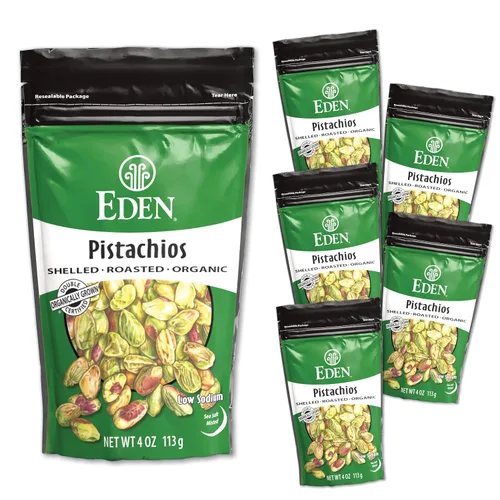 Vista 2 de Eden Pistachos orgánicos, sin cáscara, tostados y rociados con sal marina, cultivados en California, 4 onzas