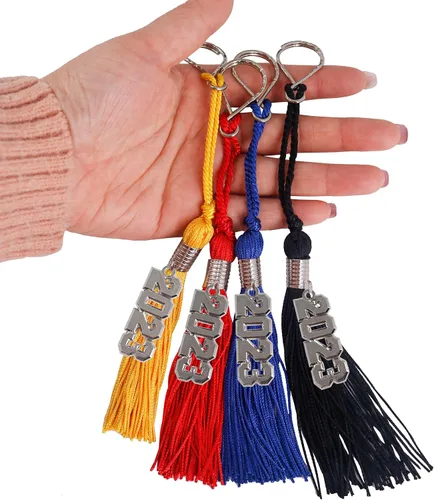 Vista 4 de GraduationMall Llavero de borla de graduación con dije extraíble de año de plata 2023, llavero de graduación, regalo para él y ella, negro, 1 pieza