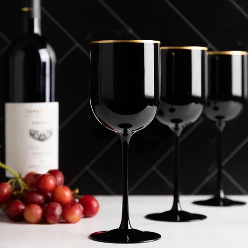 Vista 3 de PLASTICPRO Juego de 5 copas de vino de plástico con borde dorado, elegantes copas de vino de plástico duro en tallo de 12 onzas