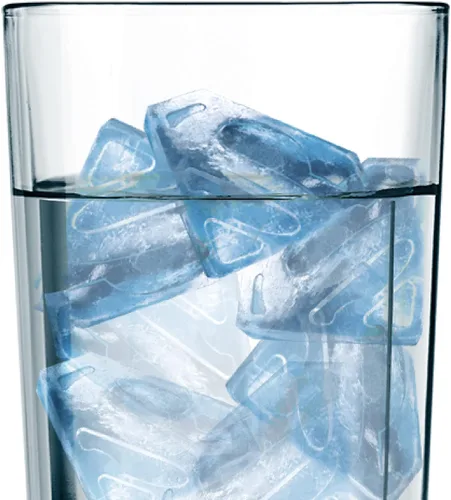 Vista 3 de ICUP Superman - Bandeja para cubitos de hielo, 8.5 x 4.5 x .9, color rojo