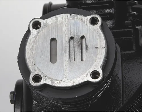 Vista 6 de NorthStar Bomba de compresor de aire, 2 etapas, 3 cilindros, 14.9 CFM a 90 PSI Replacement-compressor application, Demanding shop-air systems