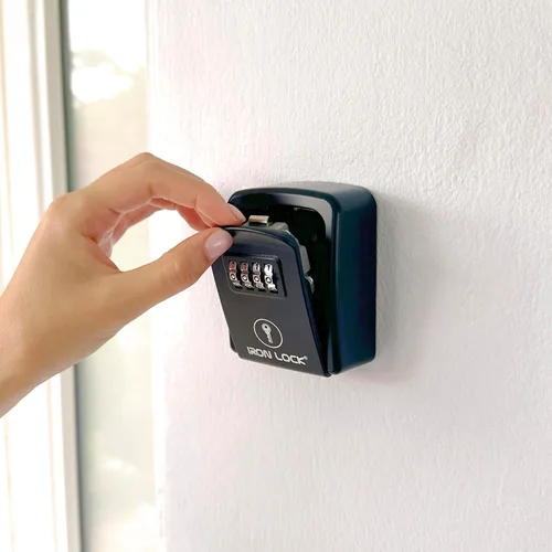 Vista 8 de Iron Lock® - Caja de bloqueo de llave pequeña para montaje en pared con código, para exteriores (negro) 10,000 resettable combos, no app or dead