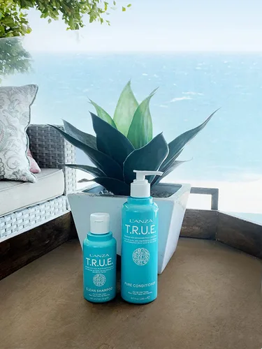 Vista 6 de L'ANZA T.R.U.E. Clean Champú sostenible – rico en aloe vera y proteína de arroz, cuidado diario del cabello seguro para el color, sin fragancia