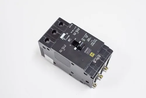 Vista 2 de SCHNEIDER ELECTRIC Disyuntor miniatura 480Y/277-VOLT 40-AMP EGB34040 480Y/277V 40A