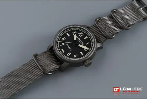 Vista 2 de Lum-Tec Reloj Combat B57 1.693 in, Moderno