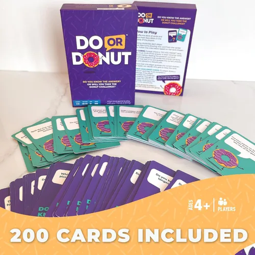 Vista 8 de Juego de cartas Do or Donut – Emocionante desafío de noche de juegos en familia y para parejas, juego divertido para reuniones familiares, fiestas