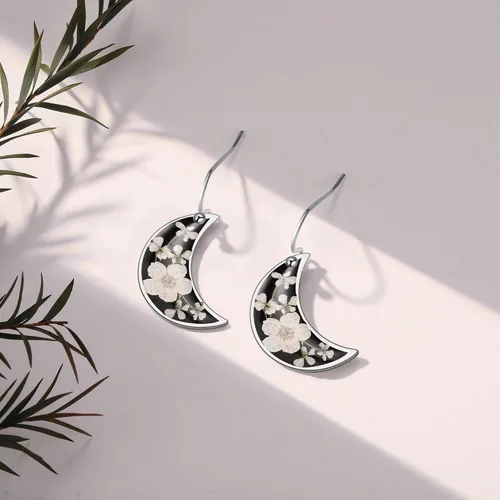 Vista 21 de Forget-Me-Not and Queen Anne's Lace Pressed Wildflower Earrings Pressed Flower Earrings Handmade Drop and Dangle Earrings Gift for Woman