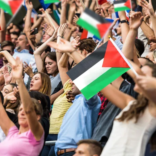 Vista 4 de 200 mini banderas palestinas palestinas de mano pequeñas banderas de Palestina en miniatura en soporte de palestina, bandera ondeadora de mano – 5.5