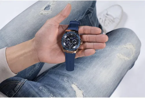 Vista 6 de GUESS Reloj de cuarzo de acero inoxidable para hombre