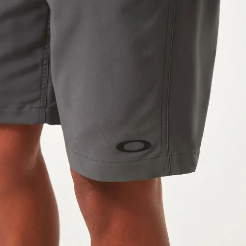 Vista 8 de Oakley Estándar Baseline Hybrid 21" 2.0 Short