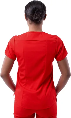 Vista 2 de Adar Pro Scrubs para mujer - Moderno cuello en V Manzana