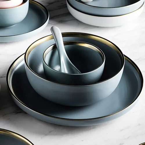 Vista 6 de Plato de cerámica moderno con borde dorado de alta calidad, plato de porcelana elegante para restaurante, juego de platos de cerámica aptos
