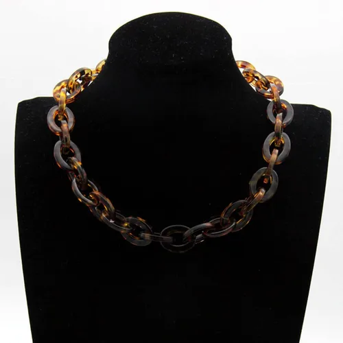 Vista 3 de Collar de cadena con estampado de leopardo acrílico, tablero de ácido acético, estampado de leopardo, cadena de eslabones de clip de papel, collar