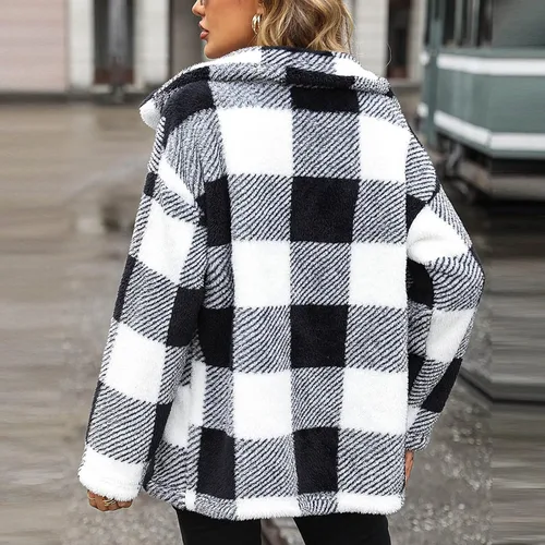 Vista 5 de TREBIN Chaquetas de franela para mujer, casual, cómoda, corta, de lana de cordero, chaqueta de lluvia para mujer