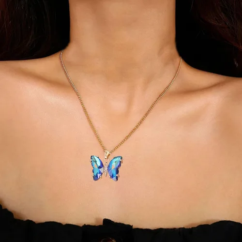 Vista 4 de Collar de mariposa para mujeres y niñas, minimalistas con circonitas cúbicas y dije de mariposa, gargantilla, lindo juego de joyería de mariposa