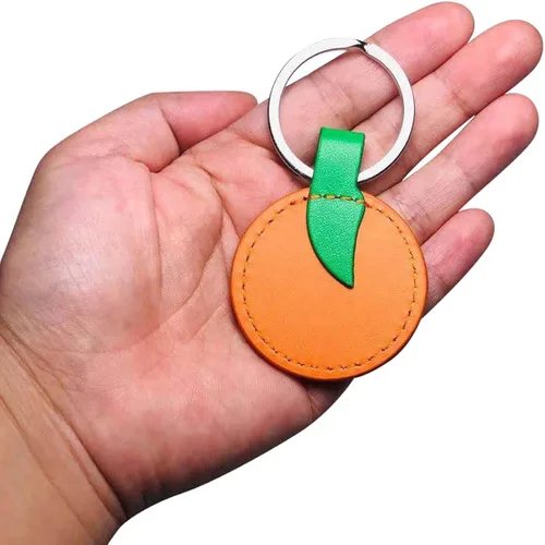 Vista 3 de MEILIZURL Llavero de cuero hecho a mano, accesorios de llavero lindos adornos de bolso para hombres, mujeres, amigos, regalo de cumpleaños