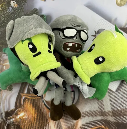 Vista 4 de JHESAO Juego de 3 piezas de plantas y zombis de peluche de zombis, guisante de juguete de zombis, 1 2 muñecos de guisante Gatling suave, muñeco