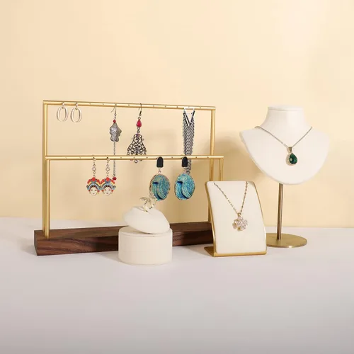 Vista 8 de GemeShou Organizador de aretes de madera para niñas, exhibición de aretes de nogal y soporte para exhibición de boutique, organizador