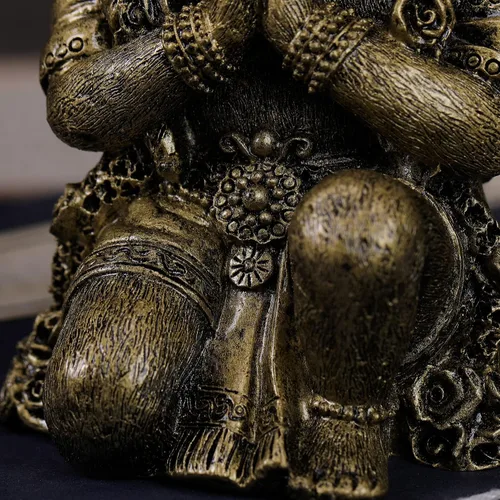 Vista 4 de Estatua hindú del Señor del Dios Volador-Hanuman - Figura mitológica Hanuman para el hogar Templo Mandir Decoración Estatua de mesa