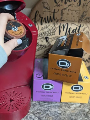 Vista 4 de Coffee Beanery - Cápsulas de café con sabor a pastel de nuez y caramelo, 48 unidades, cápsulas de café tostado medio, 100% café arábica