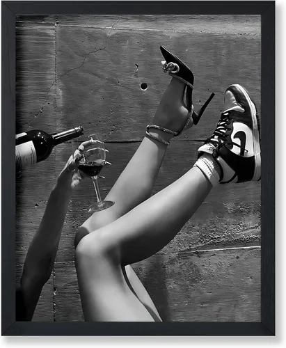 Vista 7 de Póster de arte de moda de Poster Master - Mujer en impresión de auto clásico - Arte en blanco y negro - Arte fotográfico - Arte de autos - Arte