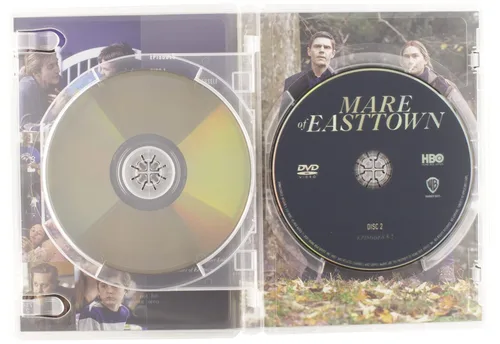 Vista 4 de Mare of Easttown Complete Limited Series (DVD)