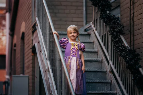 Vista 7 de Uplus ME Disfraz de princesa para niñas, manga abombada, color morado, disfraz de Halloween para fiestas