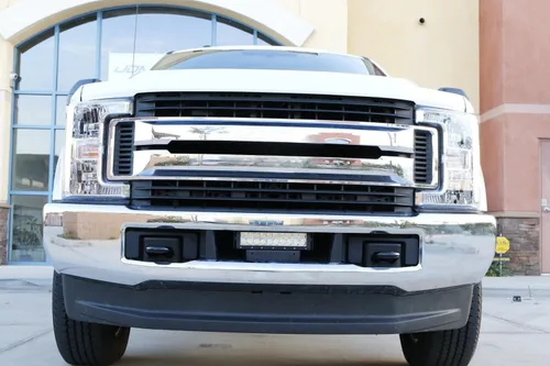 Vista 3 de iJDMTOY Barra de luz LED de 60 W de montaje de parachoques inferior compatible con Ford F-250 F-350 F-450 Super Duty 2017 en adelante, incluye barra