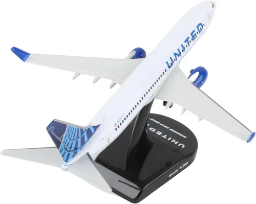 Vista 5 de United 737-800 1/300 2019 Livery PS5815-4