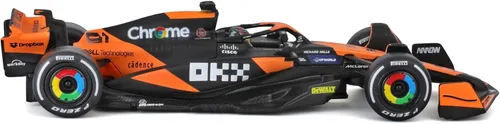 Vista 3 de Bburago 1:43 2024 Race McLaren MCL38 con casco, Piastri #81
