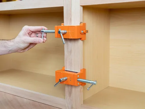 Vista 8 de Pinza ajustable para gabinete de poni