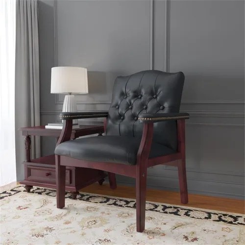 Vista 2 de Pemberly Row Silla de invitados tradicional de piel sintética, tapicería negra, base de madera de caoba con clavos de latón antiguo, 24.5 x 27 x