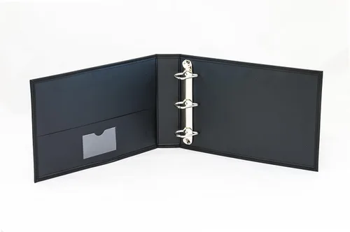 Vista 2 de ProSoft Professional Pilot - Carpeta de registro con nombre personalizado en la cubierta