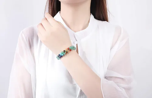 Vista 2 de XIANNVXI Pulsera de meditación de yoga con cuentas de piedra de 7 chakras, cristal curativo, doble capa, piedras preciosas naturales, cuentas