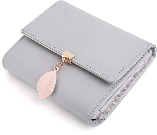 Vista 19 de UTO - Cartera pequeña RFID de piel sintética con dije de hoja, cierre de cremallera y tarjetero.