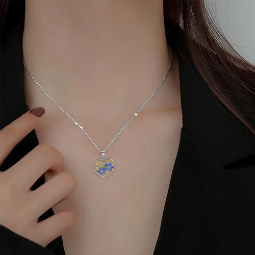 Vista 19 de Collar de flores silvestres prensadas con encaje de Forget-Me-Not y Queen Anne Collar de flores prensadas de oro Collares hechos a mano