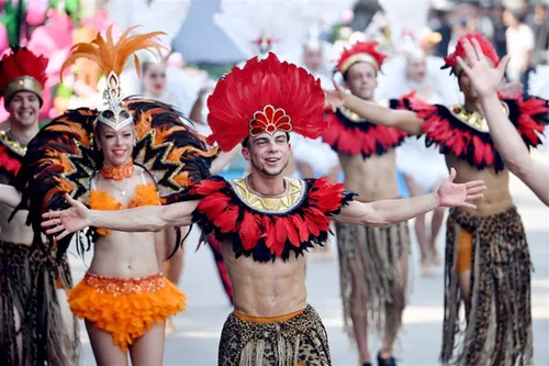 Vista 5 de HOMELEX Tocado de plumas negras para mujer, accesorios de carnaval caribeño
