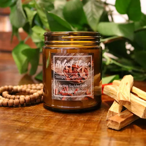 Vista 5 de Velas Simply Sandalwood Vela de cera de soja 100% natural para decoración del hogar Altamente perfumada Fragancia premium Hecho a mano