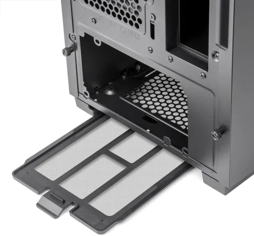 Vista 9 de Silverstone Technology CS382 chasis NAS Micro-ATX de 8 bahías SAS-12G / SATA-6G de alto rendimiento intercambiable en caliente, SST-CS382