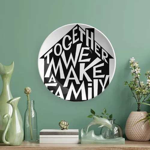 Vista 5 de Plato decorativo de cerámica de 6 pulgadas, cerámica familiar, Together We Make a Family Shaped as a House Print Ceramic Wall Hanging para cenas