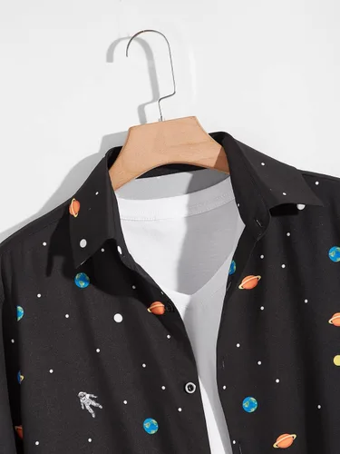 Vista 3 de Romwe Camisa de manga corta con cuello y solapa para hombre con estampado de galaxia