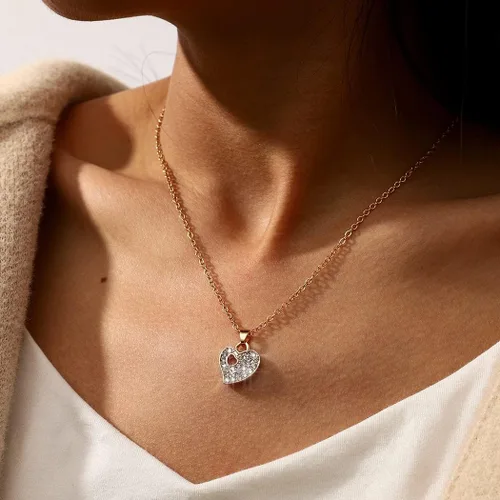 Vista 2 de Edary Conjunto de joyas de corazón para mujer, collar de oro para el día de San Valentín, conjunto de aretes con colgante de diamantes de imitación
