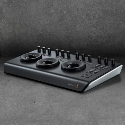 Vista 7 de Blackmagic Design DaVinci Resolve Micro Panel Panel de control portátil de bajo perfil
