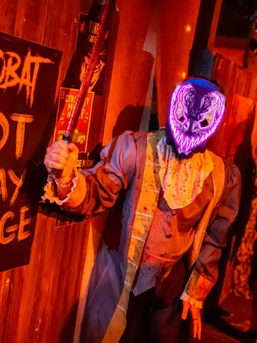 Vista 5 de Doviden Máscara de Halloween con luz LED para fiesta de disfraces de Purga, niños y adultos, máscara de neón brillante aterradora con ojos oscuros