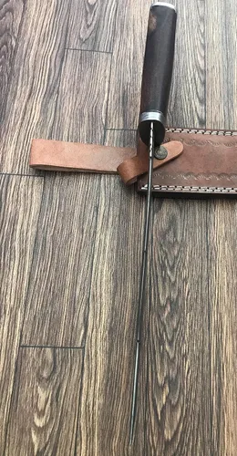 Vista 7 de RG-22 Cuchillo de caza hecho a mano de acero de Damasco de 13.5 pulgadas - Mango de madera exótica Marindi