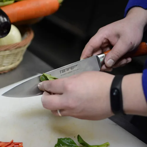 Vista 5 de TONIFE Cuchillo de chef de 8 pulgadas con cuchillo de cocina de acero inoxidable de alto carbono 7Cr17MoV con mango de palisandro natural