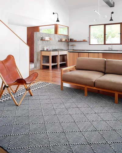 Vista 3 de Loloi II Sawyer Collection SAW-01 - Alfombra decorativa negra de 2 pies 3 pulgadas x 3 pies y 9 pulgadas