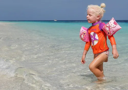 Vista 5 de Protección contra erupciones para niños para actividades acuáticas protección contra rayos UV sol y viento mantiene el calor Pequeno diseñado