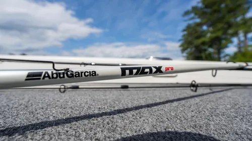 Vista 8 de Abu Garcia Max Pro Carrete de pesca giratorio y Combo de caña de pescar